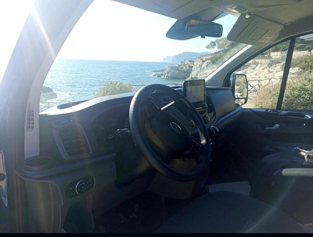 Camping Ford Transit Custom Camper